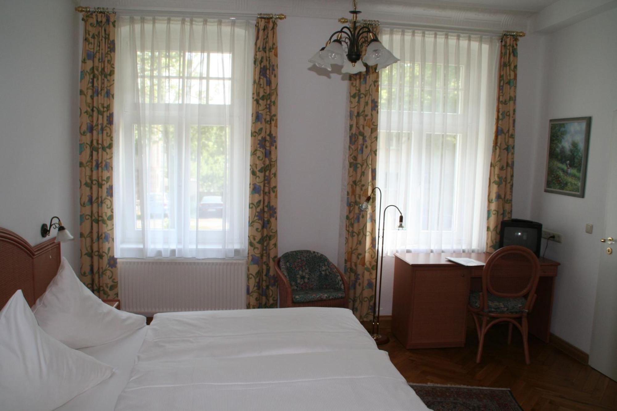 Pension Villa Beer Stralsund Esterno foto